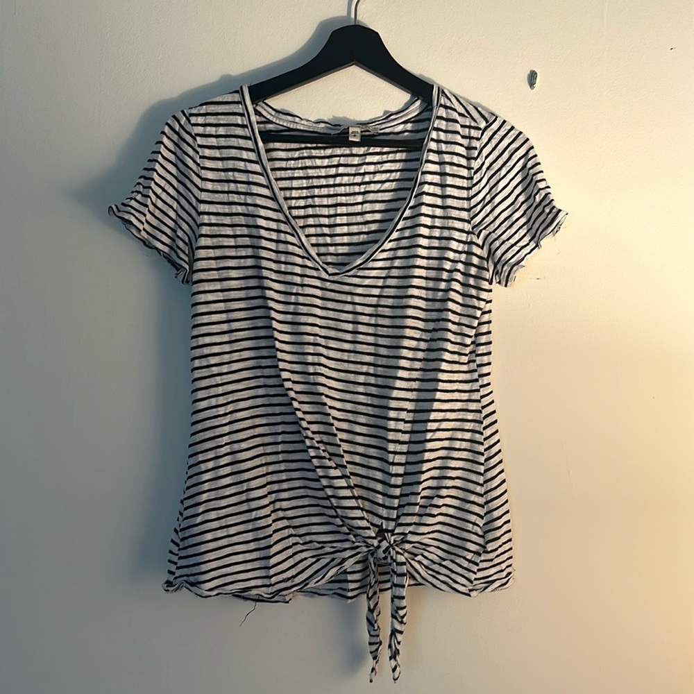 Striped vneck tshirt